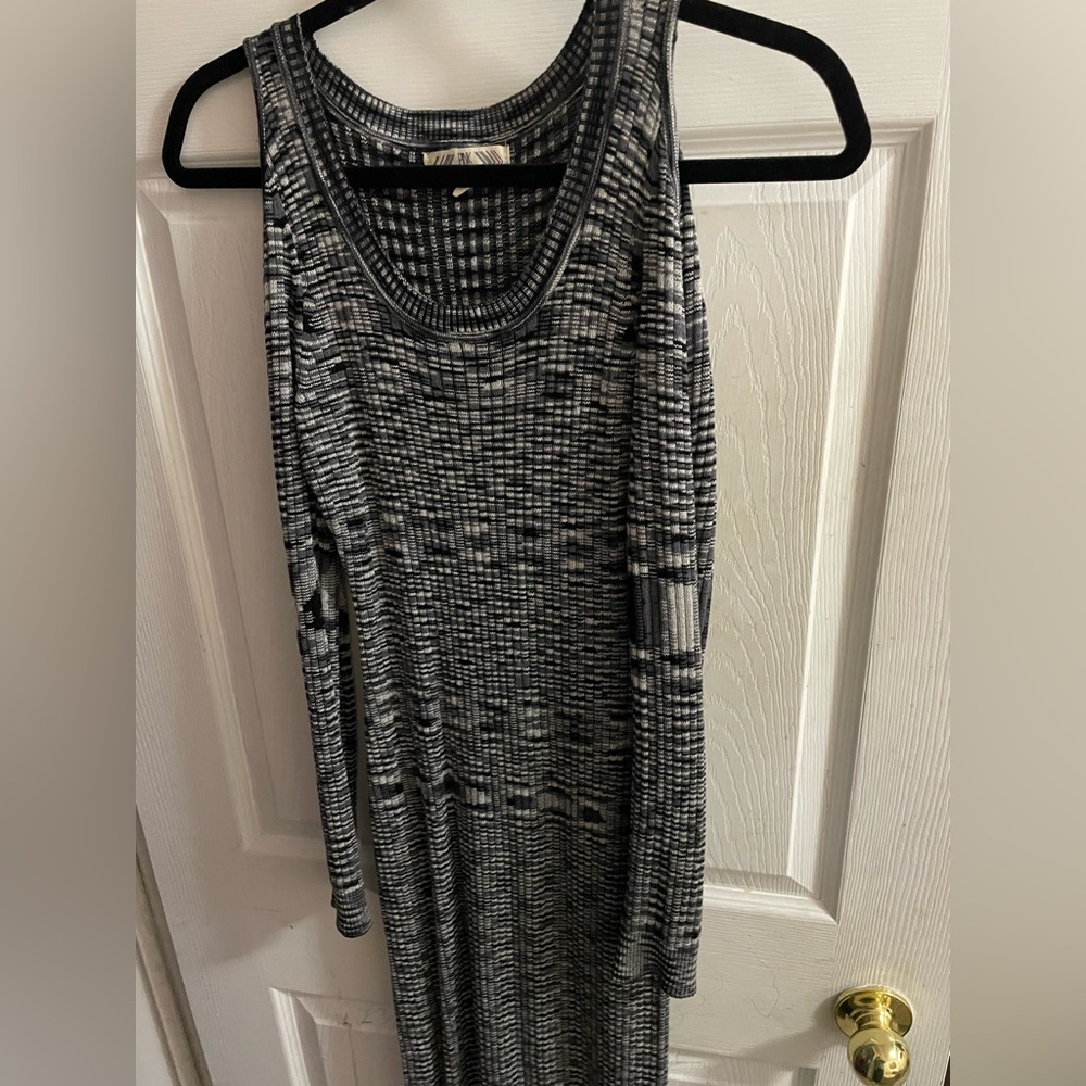 Stylish Black and Gray Patterned Dress